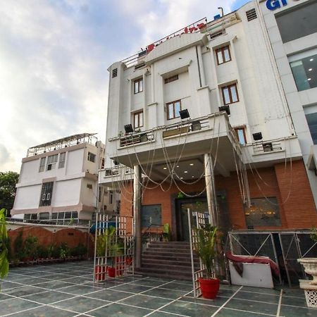 Babian Inn Lucknow Buitenkant foto